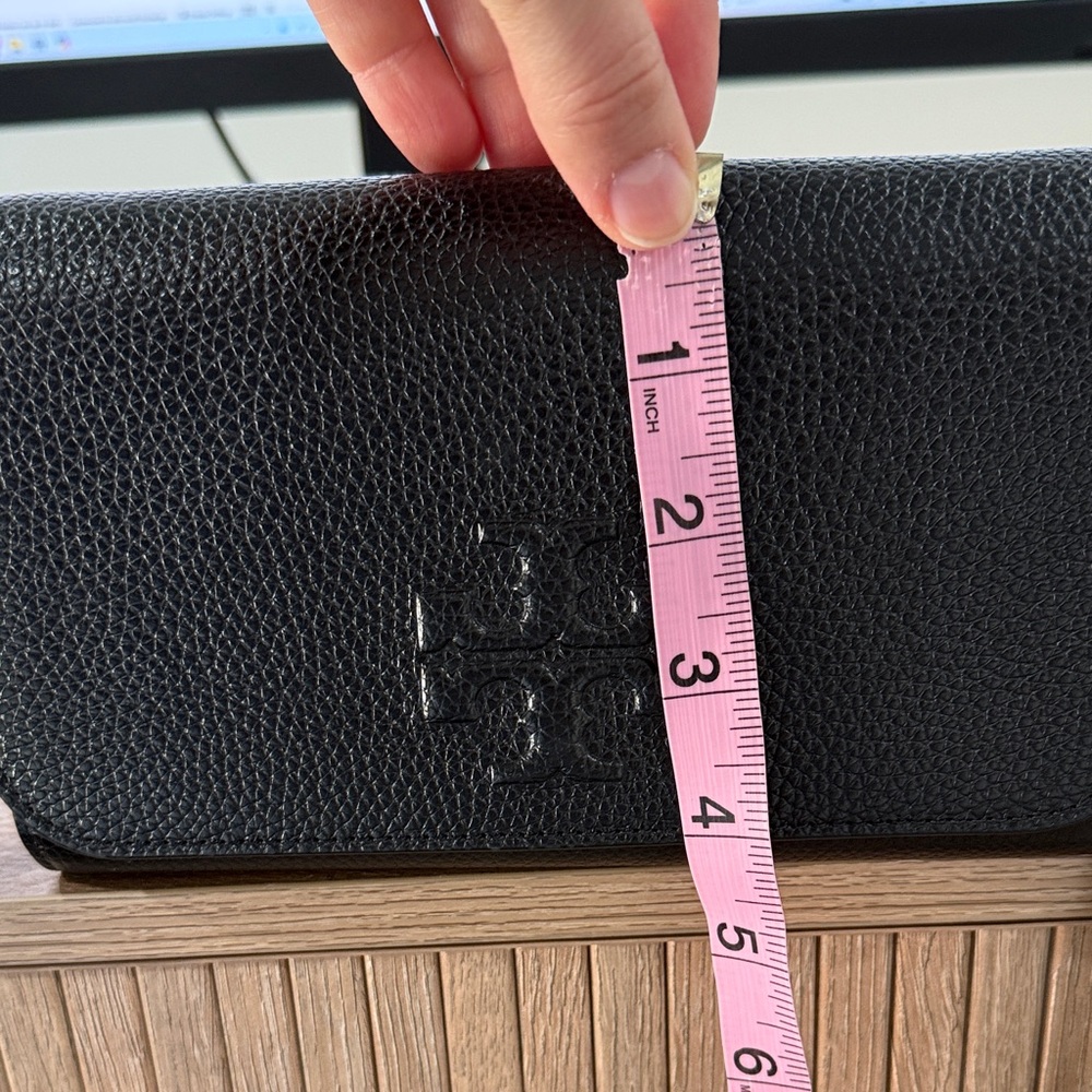 Tory Burch Thea Flat Wallet Crossbody - Picture 7 of 8